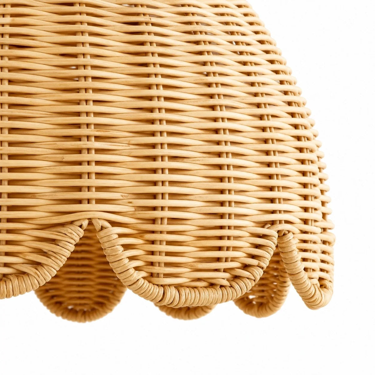Elsa Bohemian Woven Rattan Flower Ceiling Light.webp__PID:c5590d32-1c8e-4739-bfca-4432b001362d