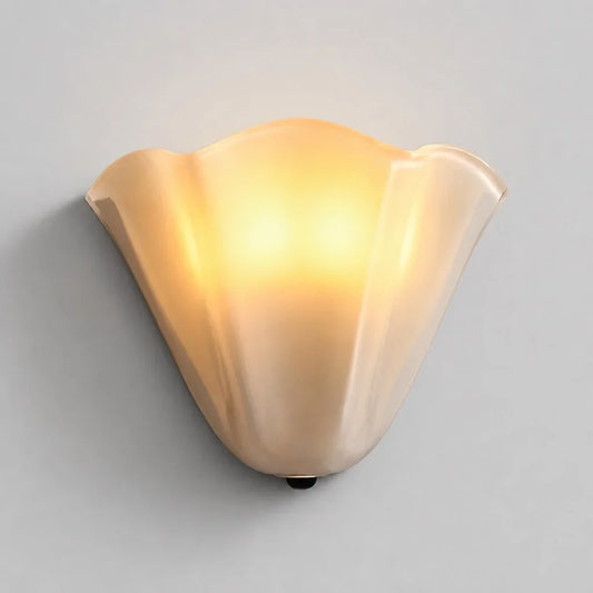 Louis Vintage Glass Shell-shaped Classic Wall Sconce